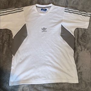Adidas T-shirt
